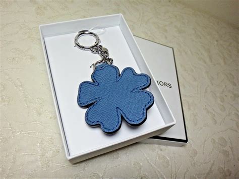 NWT Michael Kors Leather Flower Key Fob Charm 